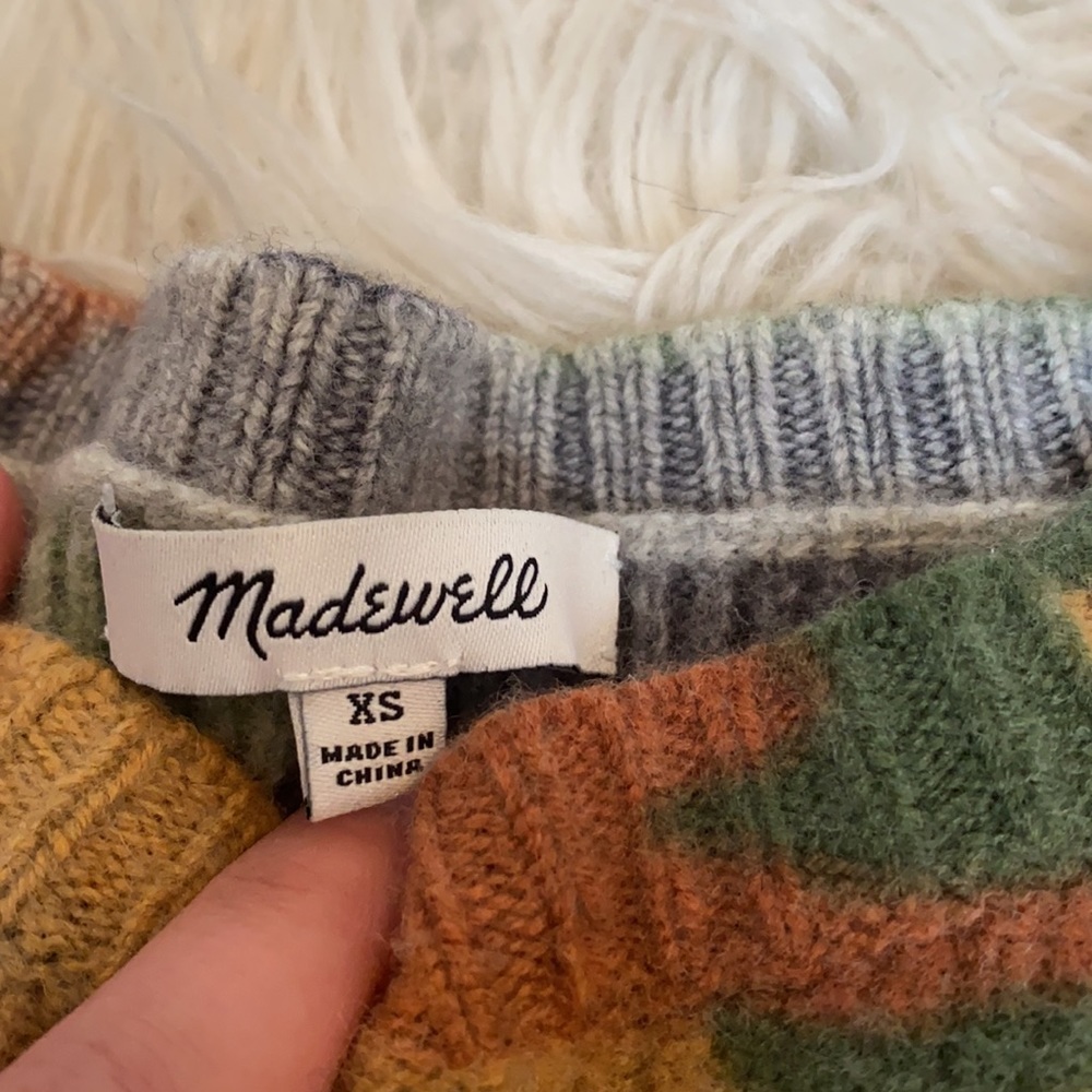 Sweater - Picture 2 of 2